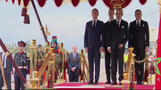 Sa Majesté le Roi Mohammed VI accueille le Président Emmanuel Macron et son épouse Brigitte