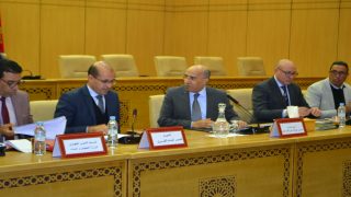 اجتماع بمقر العمالة لدراسة وضعية الطرق بالإقليم وتعزيز الشبكة الطرقية