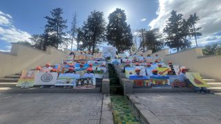 بمنتزه لحبول التاريخي.. المستفيدون من برنامج أرسم تراث مدينتي ” يجسدون حضارات مكناس ووليلي في لوحات فنية