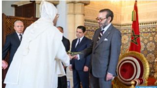 جلالة الملك يعين عددا من السفراء الجدد