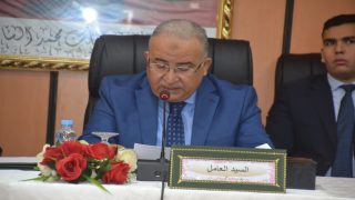 السيد عبد اللطيف النحلي عامل إقليم الخميسات يترأس حفل تنصيب رجال السلطة الذين شملتهم الحركة الانتقالية الجزئية الداخلية