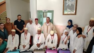 صفرو …في جو عائلي عامل إقليم صفرو الجديد يودع الحجاج من نزلاء دار المسنين بصفرو