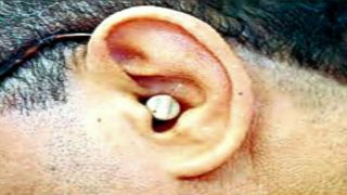 خطير….أجهزة متطورة للغش في الامتحانات تغزوا الأسواق..تشكل خطرا على سلامة الطلبة