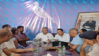 الأساتذة الباحثون يختارون الترافع على انتظاراتهم من داخل حزب الحمامة.