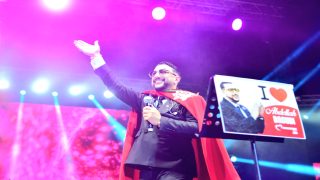 الداودي يلهب منصة سلا بموازين ويوقع على حفل متميز أمام 280 ألف متفرج