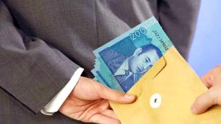 سقوط موظف بوجدة في قبضة الأمن متلبسًا بتلقي رشوة داخل مقهى