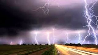 L’Agence météorologique active des alertes dans 12 régions espagnoles en raison de la chaleur intense et des orages