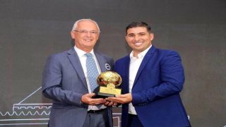 عبد الله جعفري، أول صحفي رياضي في العالم يتوج بجائزة خاصة من الاتحاد الدولي لتأريخ وإحصاءات كرة القدم (IFFHS)