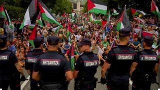 مدريد.. احتجاجات مؤيدة للفلسطينيين توقف المرحلة الأخيرة من طواف إسبانيا للدراجات