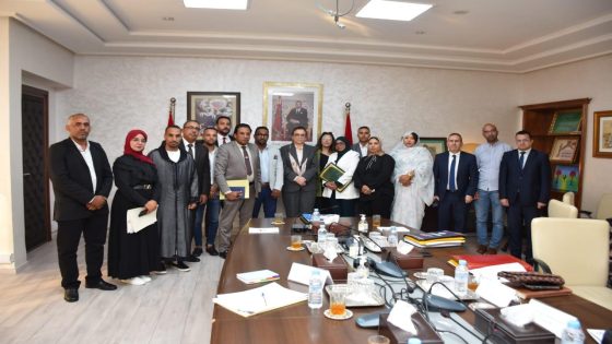 بلاغ حول لقاء الجامعة الوطنية للعاملات والعاملين الاجتماعيين والجمعيات المهنية للعاملات والعاملين الاجتماعيين 12 لجهات المملكة مع السيدة نعيمة بن يحيى وزيرة التضامن والإدماج الإجتماعي والأسرة