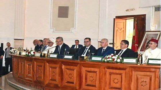 بحضور الوالي التازي والوزير زيدان.. حفل تسليم السلط بين المرزوقي والخلفاوي