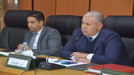 عمالة إقليم الخميسات تحتضن لقاء تواصلي تحسيسي حول إجراءات الحد من مخلفات مادة المرجان على البيئة