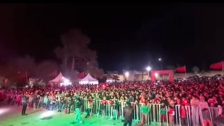 فضاء المشجعين بساحة باب المقام بصفرو يفتتح أجواء “الكان” بالفرجة والفرح رغم برودة الطقس