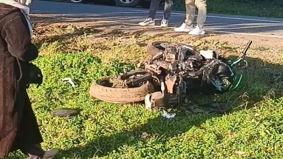 فاجعة تهز ضواحي تيفلت: شجرة تنهي حلم شابين في حادثة سير مميتة