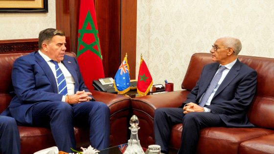 تعزيز التعاون البرلماني والإشادة بالتجربة المغربية.. محور مباحثات رئيس مجلس النواب ونظيره الأسترالي