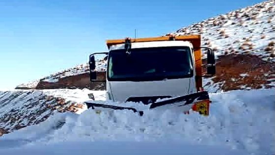 تنغير: استمرار التدخلات الميدانية لمجموعة الجماعات الترابية الواحة لفك العزلة بإغيل نومكون