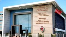 الفرقة الوطنية للشرطة القضائية تفتح تحقيقاً مع 24 شخصاً بينهم أمنيون وموظفون عموميون للاشتباه في الارتشاء واستغلال النفوذ وتهريب بضائع عبر ميناء طنجة المدينة