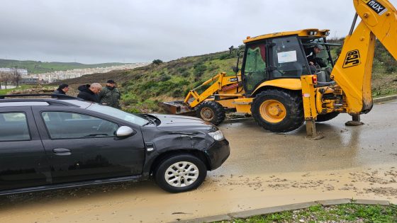 طنجة : لجنة موسعة تتدخل لإنقاذ قنطرة من الانهيار في ظل الفيضانات الكبرى بشمال المغرب.