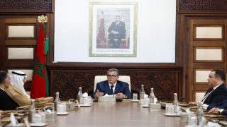 السيد رئيس الحكومة يستقبل ممثلي المستثمرين الوطنيين والدوليين الذين تم انتقاؤهم في إطار “عرض المغرب” في مجال الهيدروجين الأخضر