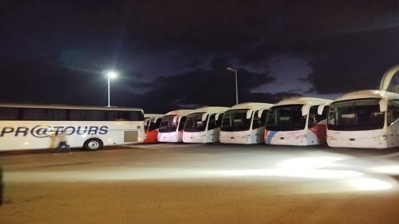 مباشرة من المحطة الطرقية بالعرائش: استعدادات مكثفة لتأمين عودة ساكنة القصر الكبير