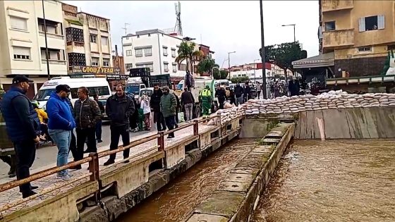سلطات القنيطرة تتخذ تدابير استباقية لمواجهة السيول بوادي سوارت–ميالو قرب ثانوية مولاي إدريس الأول