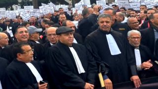 محامون مغاربة يحتجون بالرباط رفضا لمشروع قانون تنظيم المهنة