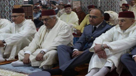 عامل عمالة مكناس يترأس صلاة عيد الفطر بمسجد محمد السادس وسط حضور رسمي ومكثف للمصلين