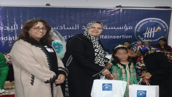 مبادرة إنسانية ترسم البسمة على وجوه نزيلات مركز حماية الطفولة وذويهن