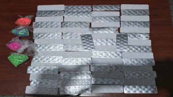 توقيف مروج أقراص مهلوسة بمحطة قطار مكناس وحجز أزيد من 1400 قرص مخدر