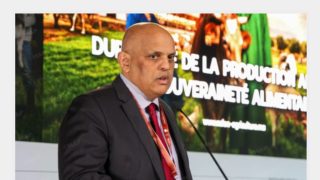 الأعلاف في صلب رهانات تربية الماشية.. دعوات لتعزيز السيادة الغذائية خلال الملتقى الدولي للفلاحة بمكناس