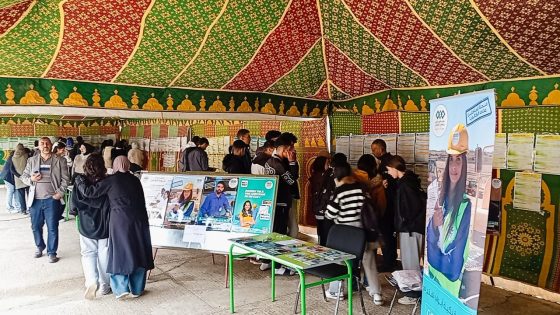 جمعية توكر أولماس لتدبير المكتسبات تقود قافلة التوجيه نحو مستقبل جامعي واعد بثانوية محمد السادس