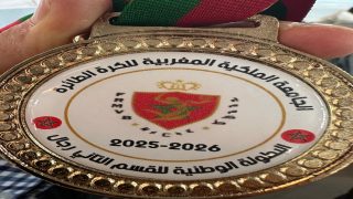 الشباب الرياضي الصفريوي للكرة الطائرة يتوج بكأس البطولة والميداليات خلال نهائي كأس العرش