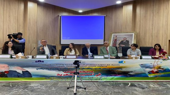 أمسية شعرية مع محمد بنيس تجمع الطلبة والباحثين في بني ملال