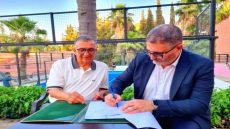 اتفاقية شراكة بين نادي التنس الخميسات والجمعية الوطنية لمغاربة العالم لدعم أفراد الجالية وتعزيز ارتباطهم بالوطن