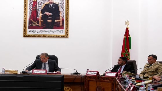 عامل إقليم صفرو يشرف على تنصيب بشار عزوز قائداً على قيادة بني يازغة 